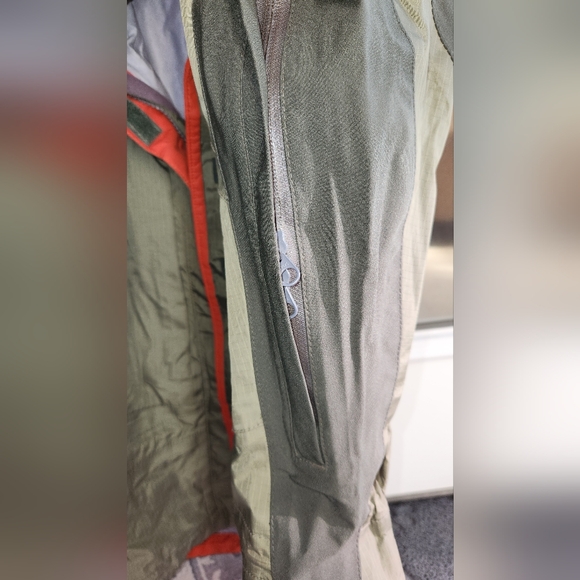 MARMOT technical jacket - Picture 10 of 10